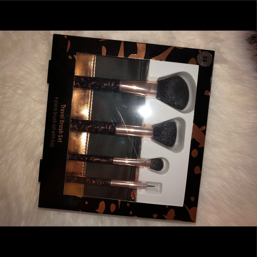 Makeup Brushes